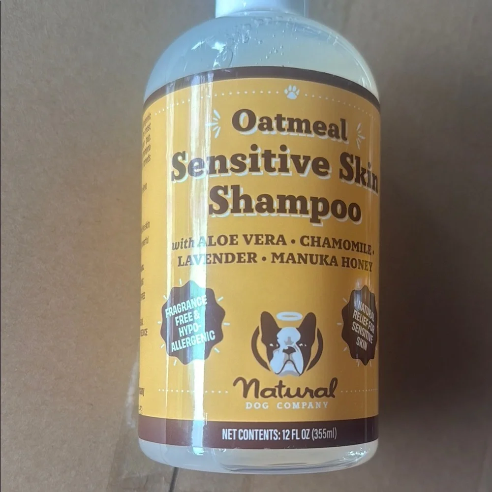 NWT Natural Dog Company Oatmeal Manuka Honey Sensitive Shampoo -hypoallergenic